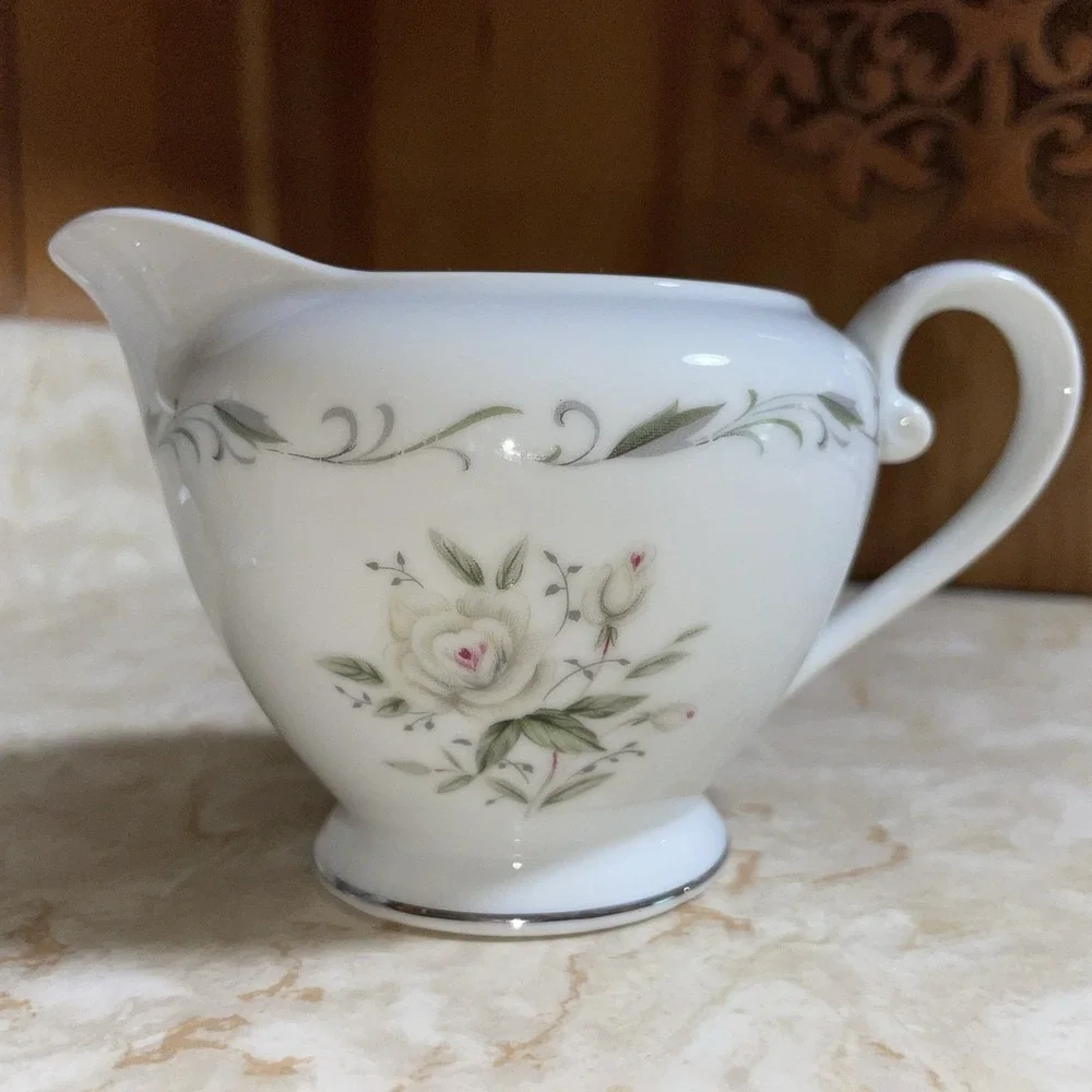 Vintage Romance Diamond China Sugar‎ Bowl With Lid And Creamer- Made In Japan